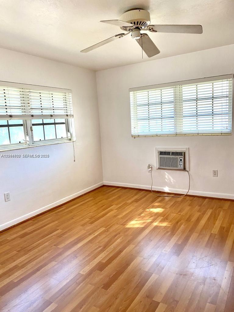SANTONA CONDO - Residential