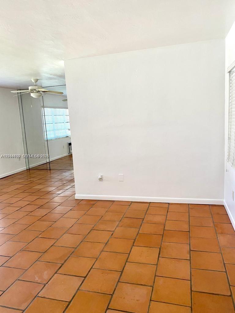 SANTONA CONDO - Residential