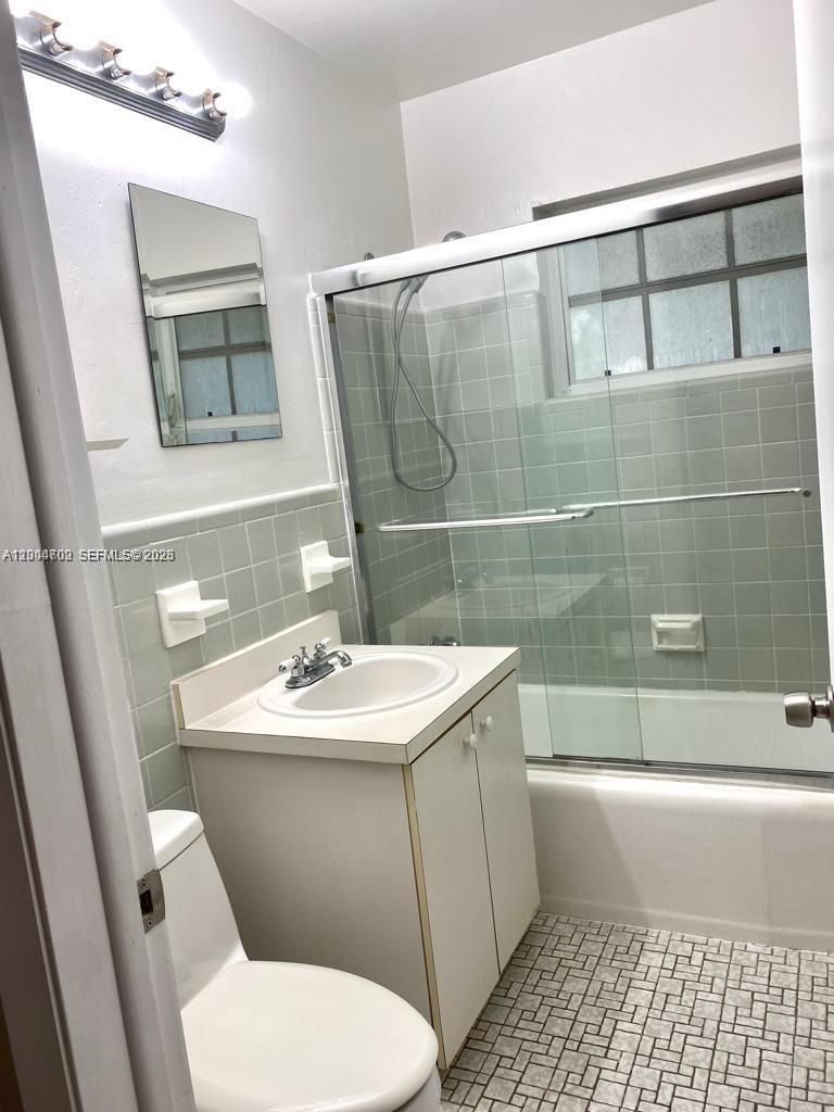 SANTONA CONDO - Residential