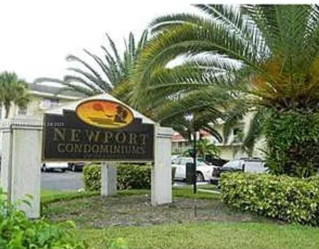 Photo of 405 S Pine Island Rd #105D, Plantation, FL 33324 (MLS # A11776184)