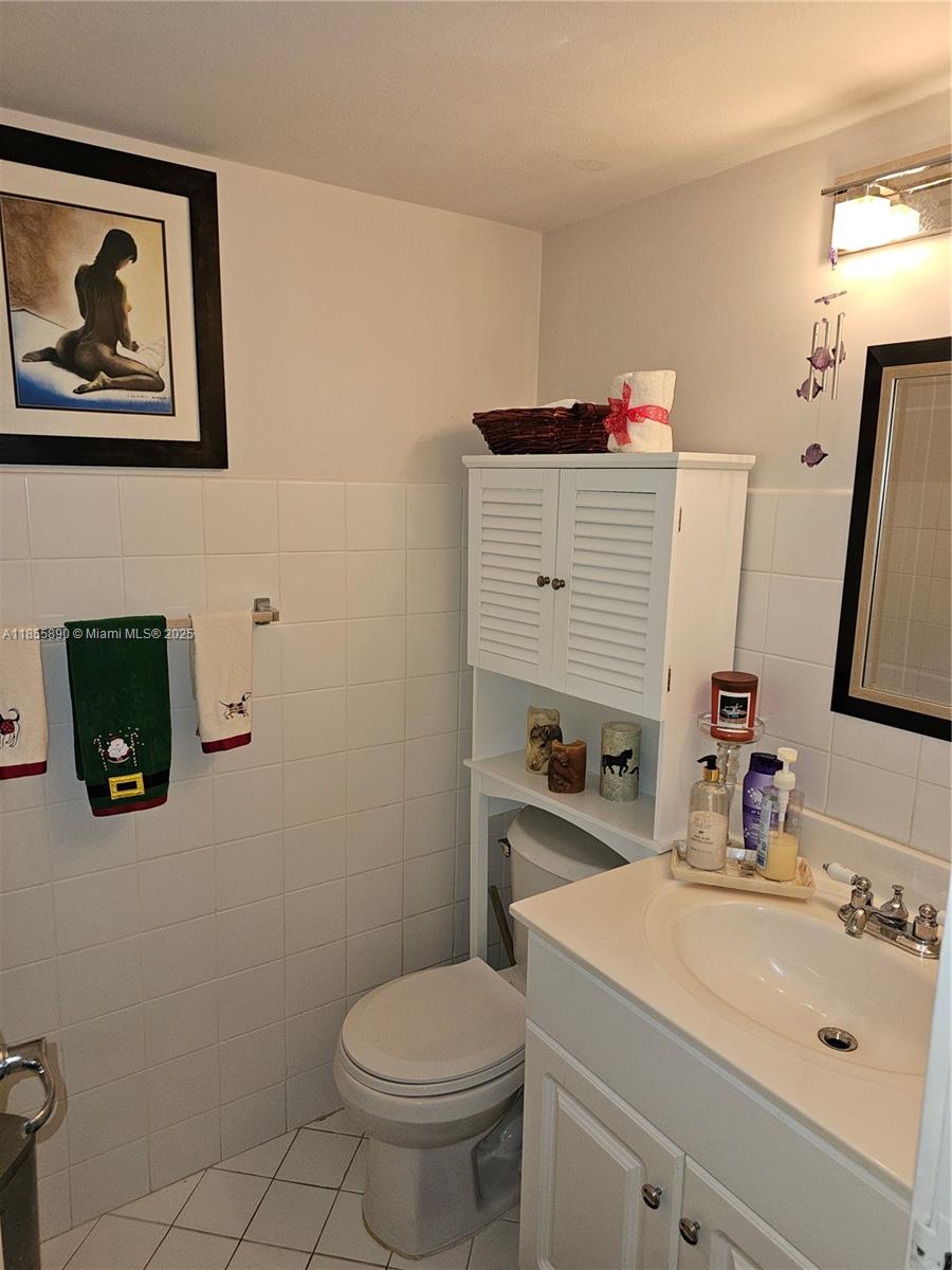 TOWERS OF OCEANVIEW SOUTH - Residential