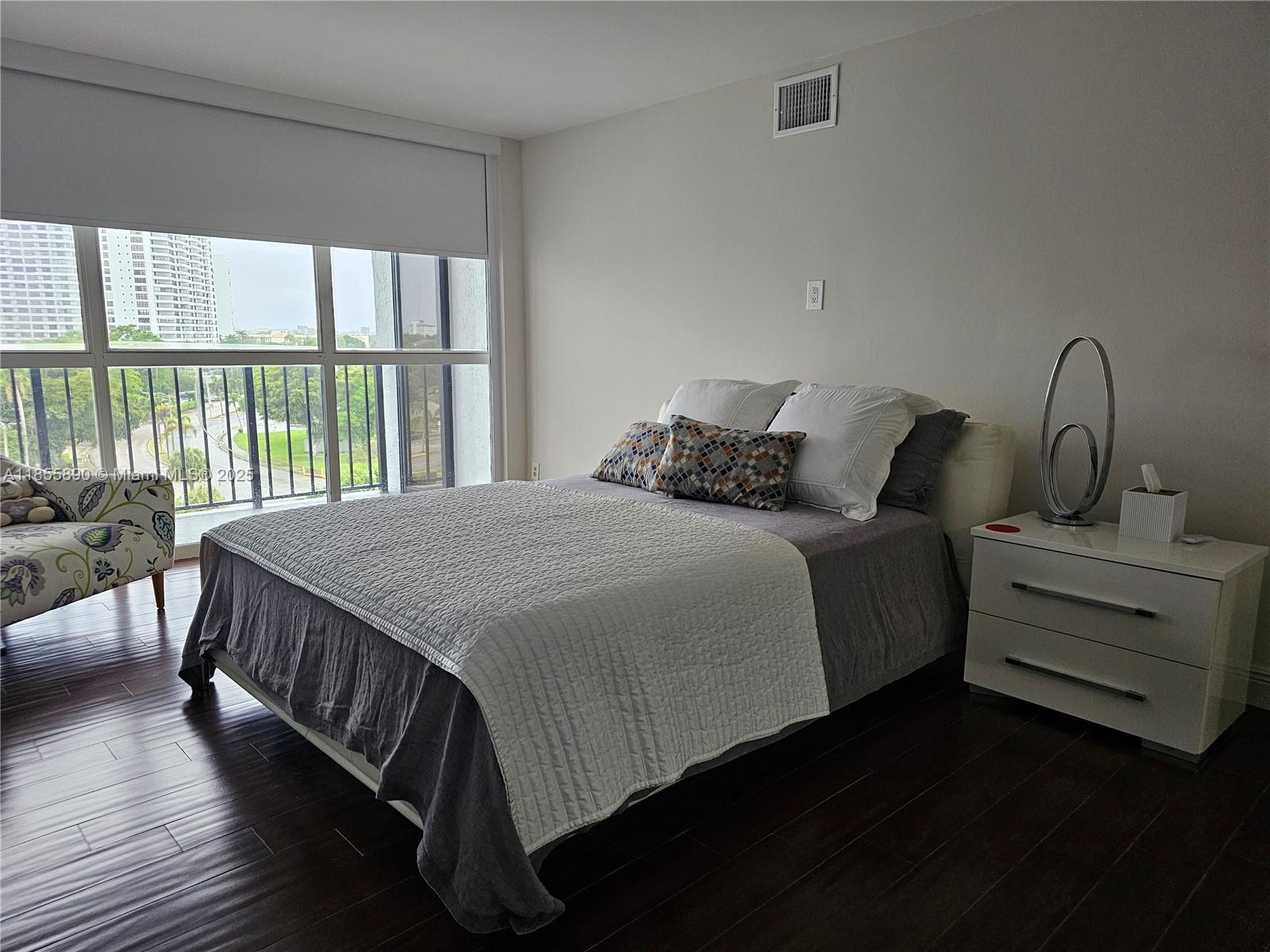 TOWERS OF OCEANVIEW SOUTH - Residential