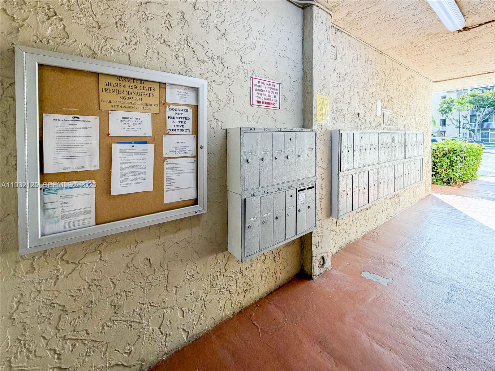 COVE CONDO PHASE I - Residential