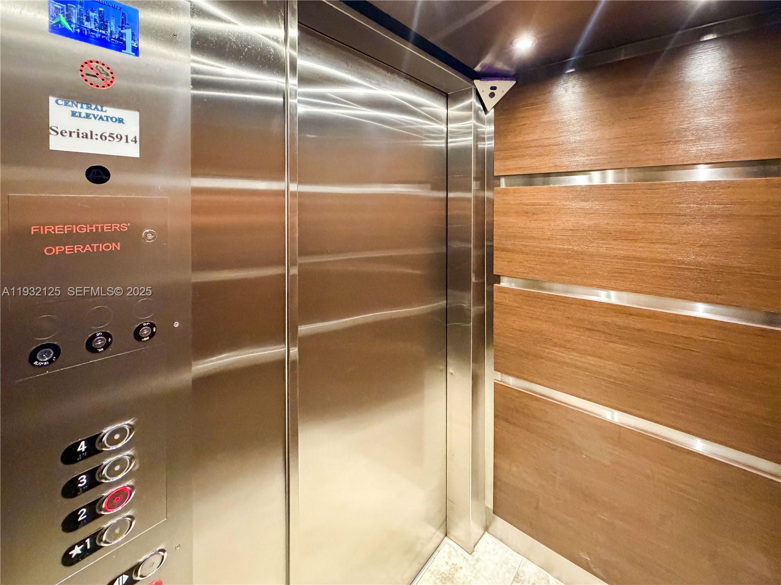 COVE CONDO PHASE I - Residential