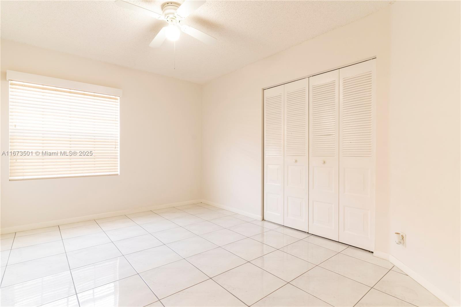 1341 Seagrape Cir 1341