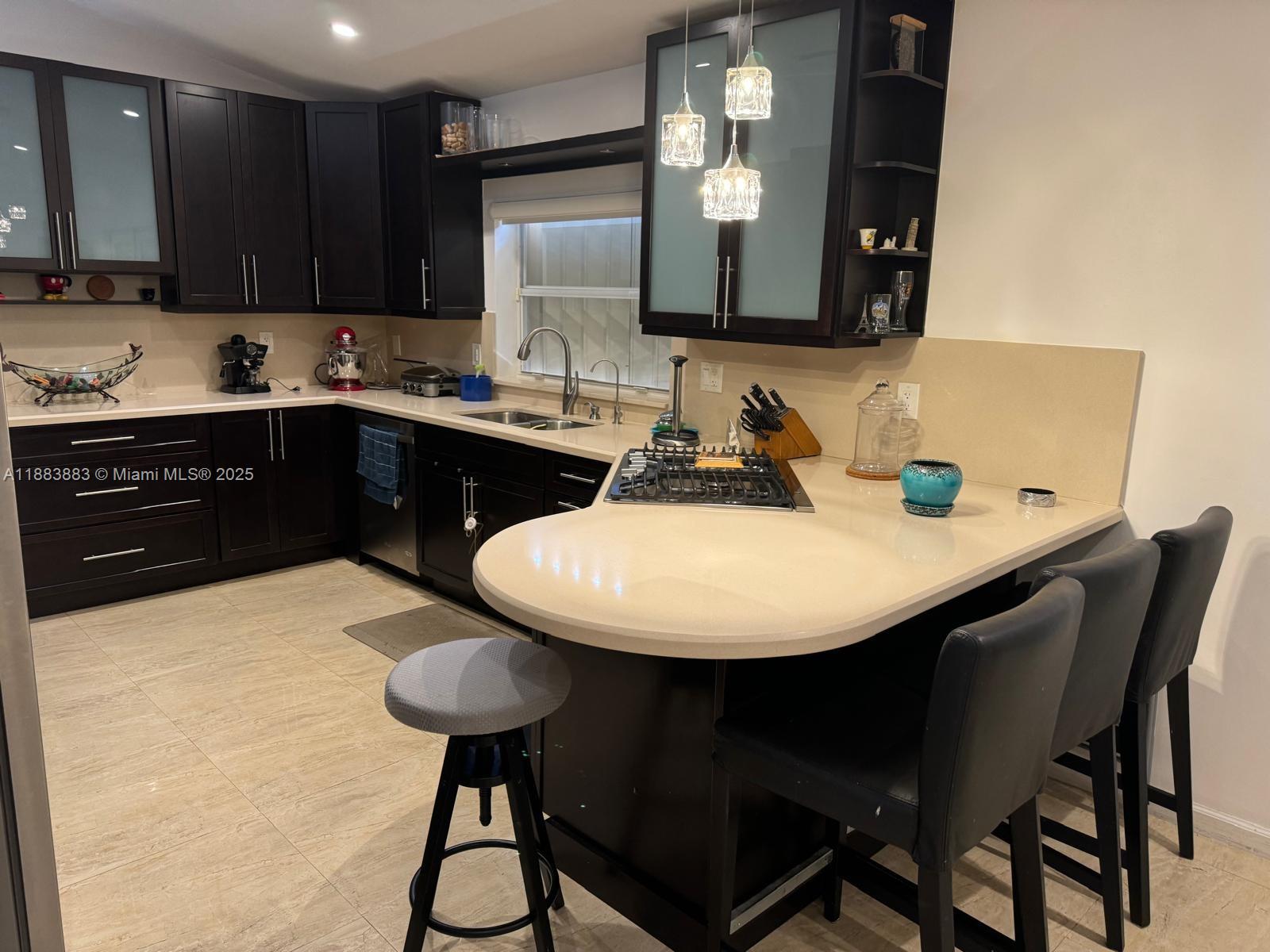 LAKES ON THE GREEN GLYNN - Residential Lease