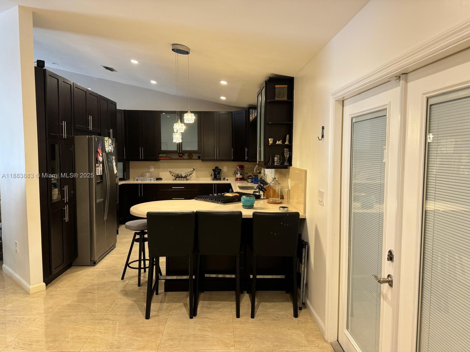 LAKES ON THE GREEN GLYNN - Residential Lease