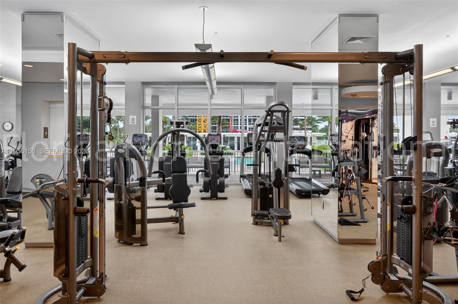 HARBOUR HOUSE - Residential