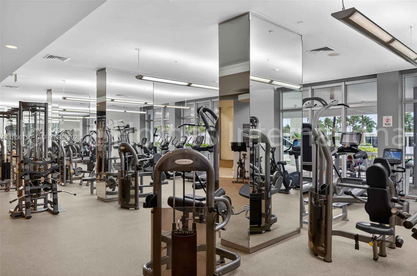 HARBOUR HOUSE - Residential