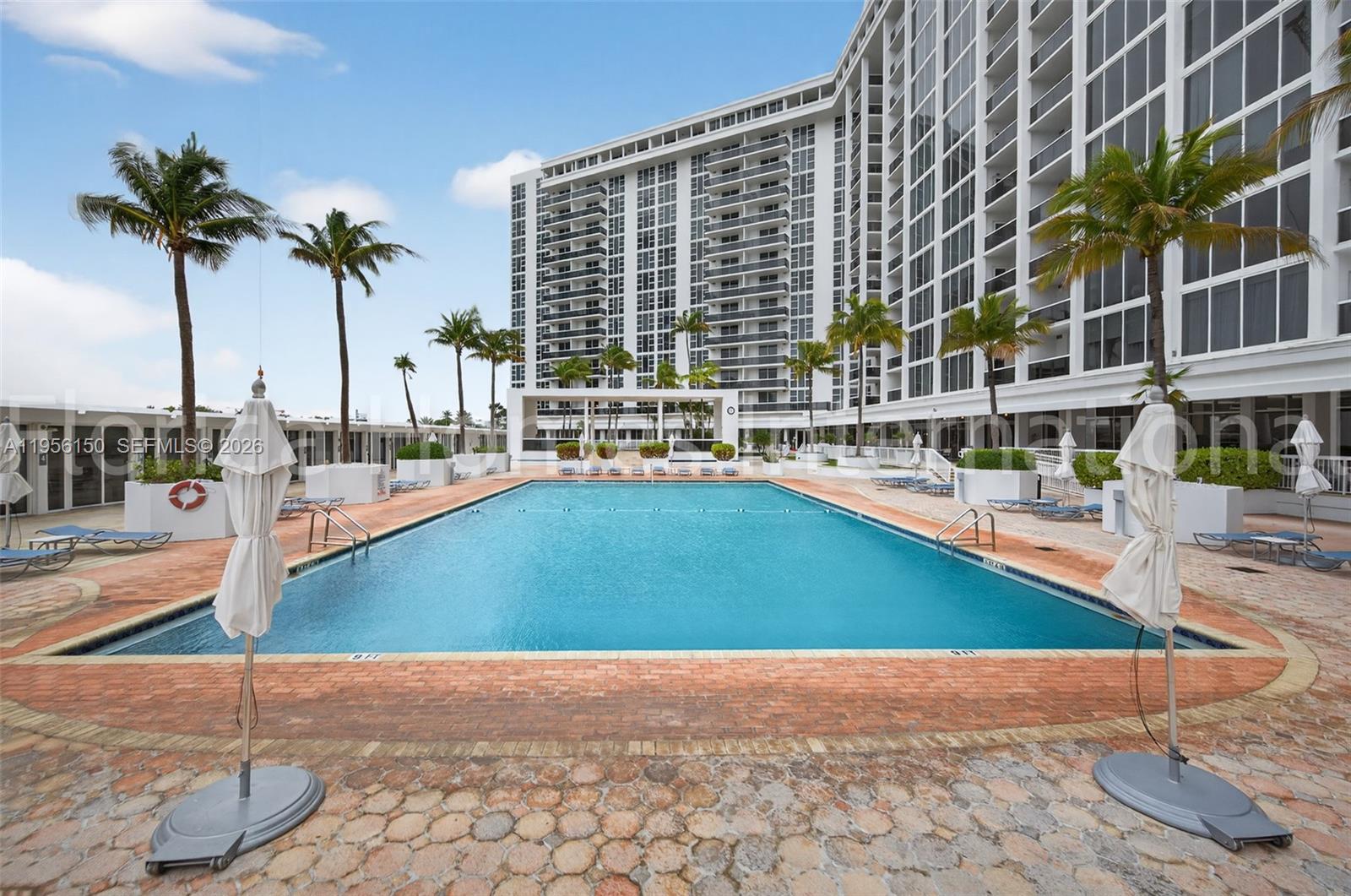 HARBOUR HOUSE - Residential