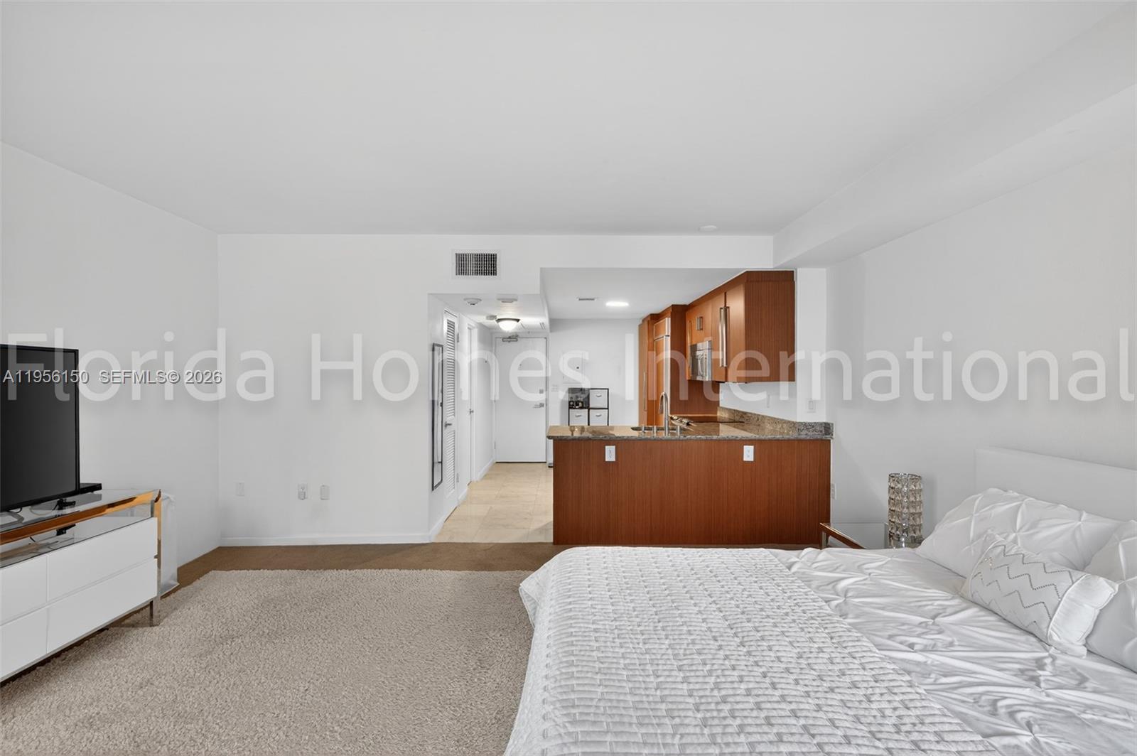 HARBOUR HOUSE - Residential