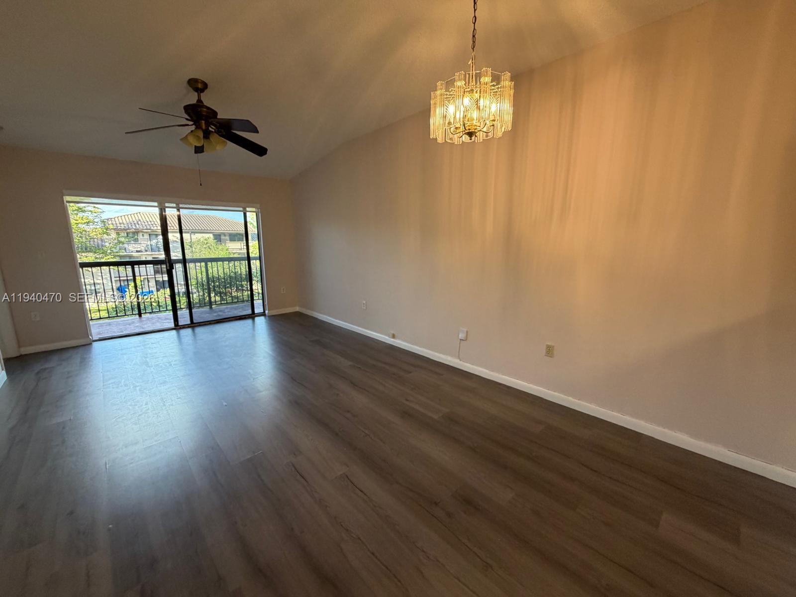 VILLAS DE VENEZIA CONDO - Residential