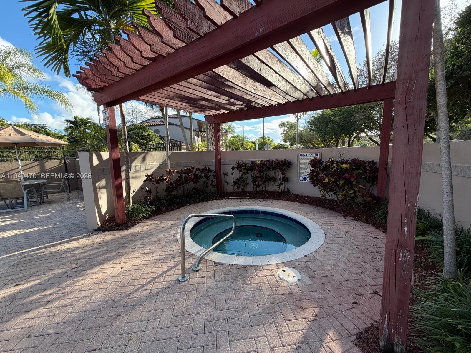 VILLAS DE VENEZIA CONDO - Residential