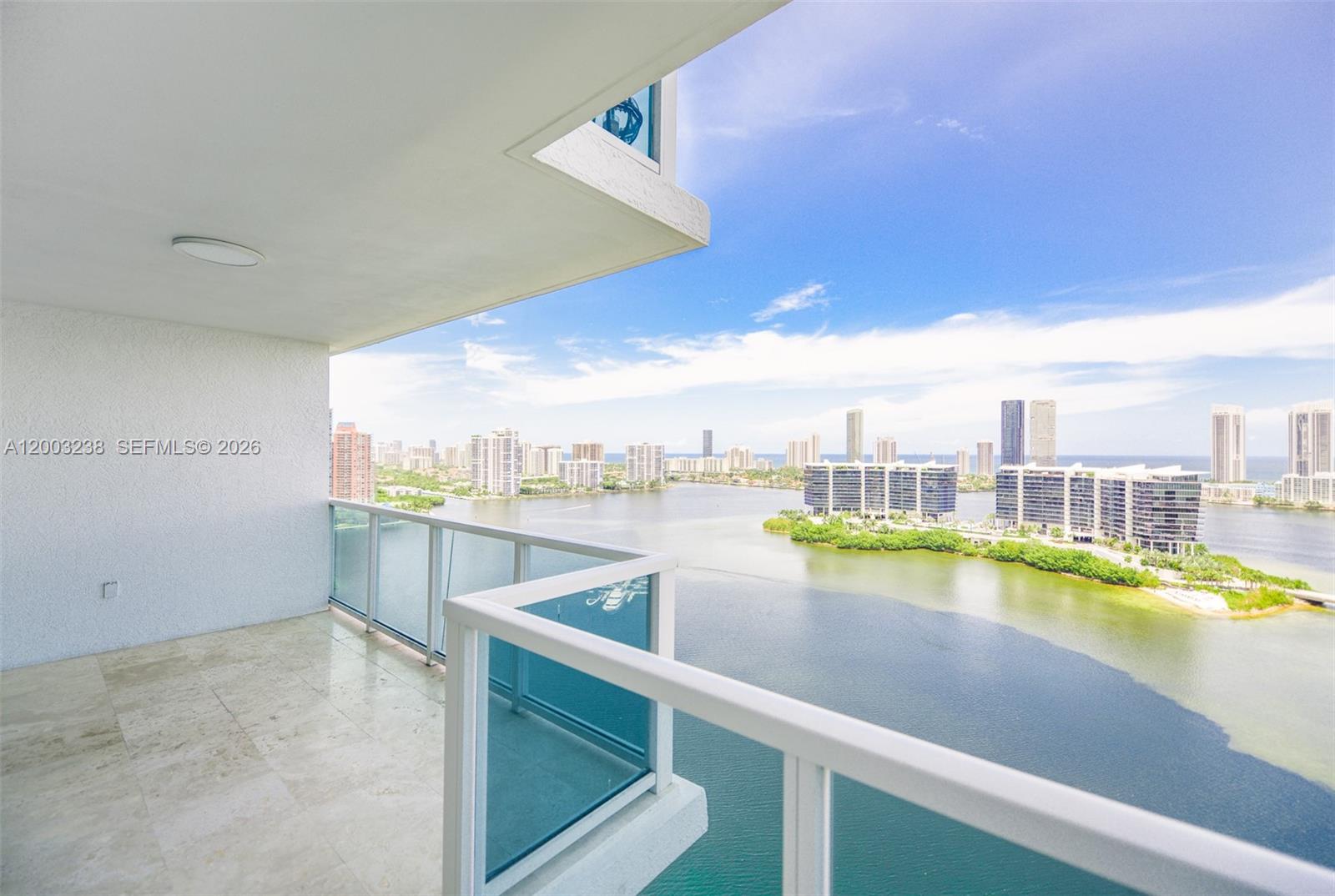 3201 NE 183rd St 2502