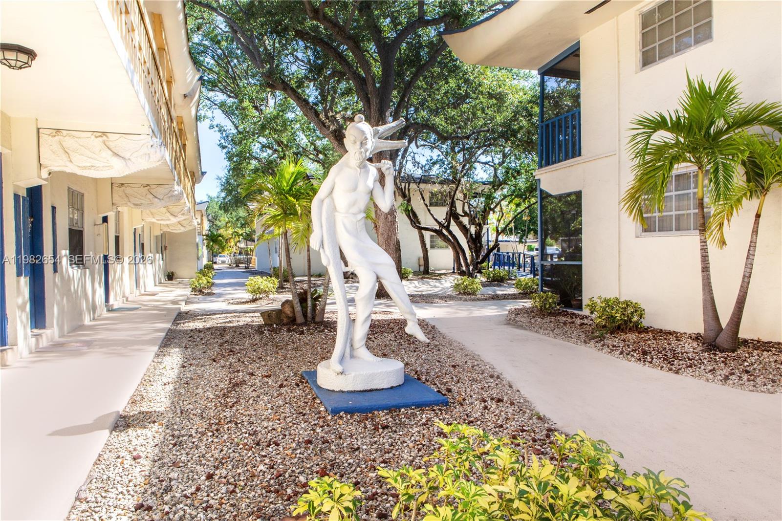 6111DKUC EDGE SUB DISTRICT - Residential Lease