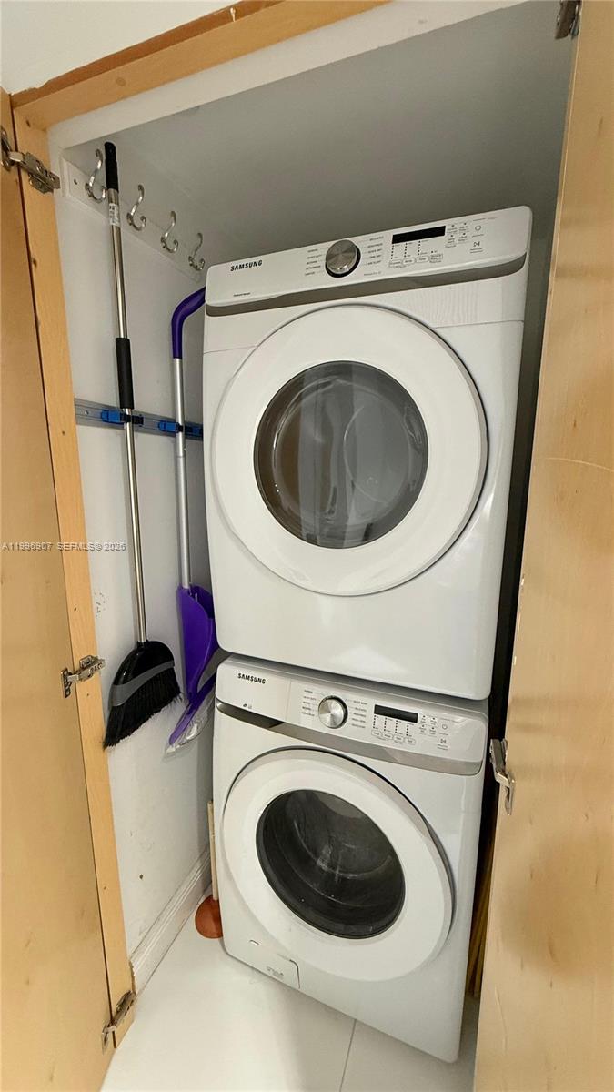 350 S Miami Ave 2512