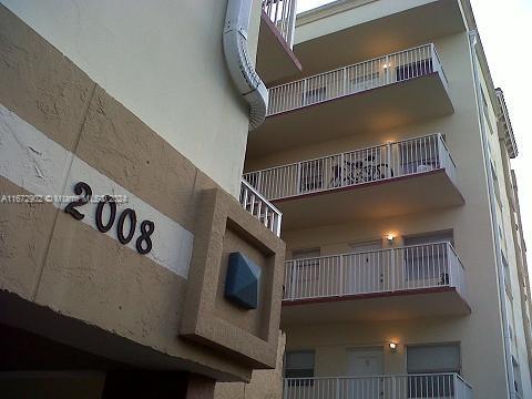 PIER 43 CONDO - Residential