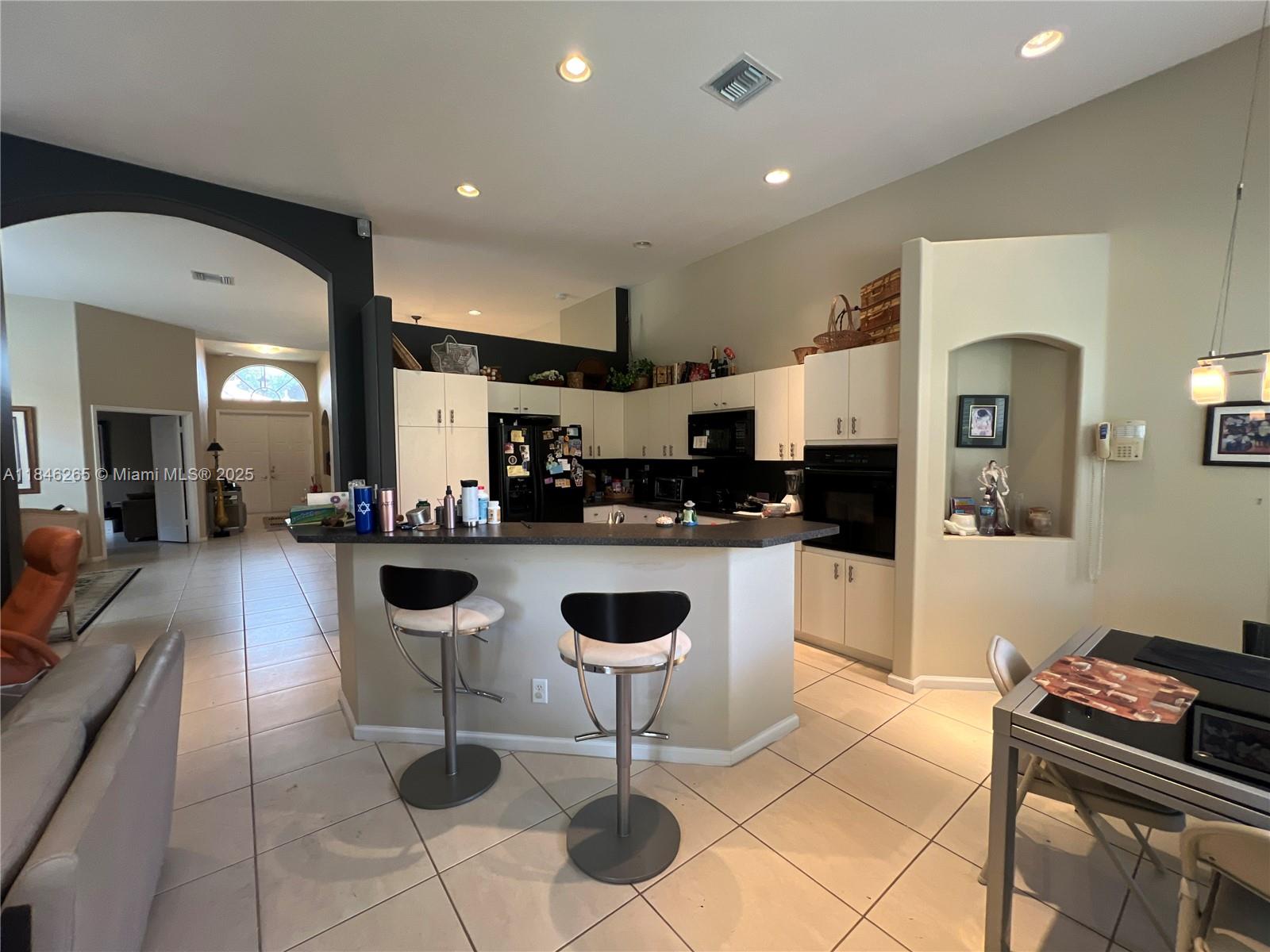 VIZCAYA 4 - Residential