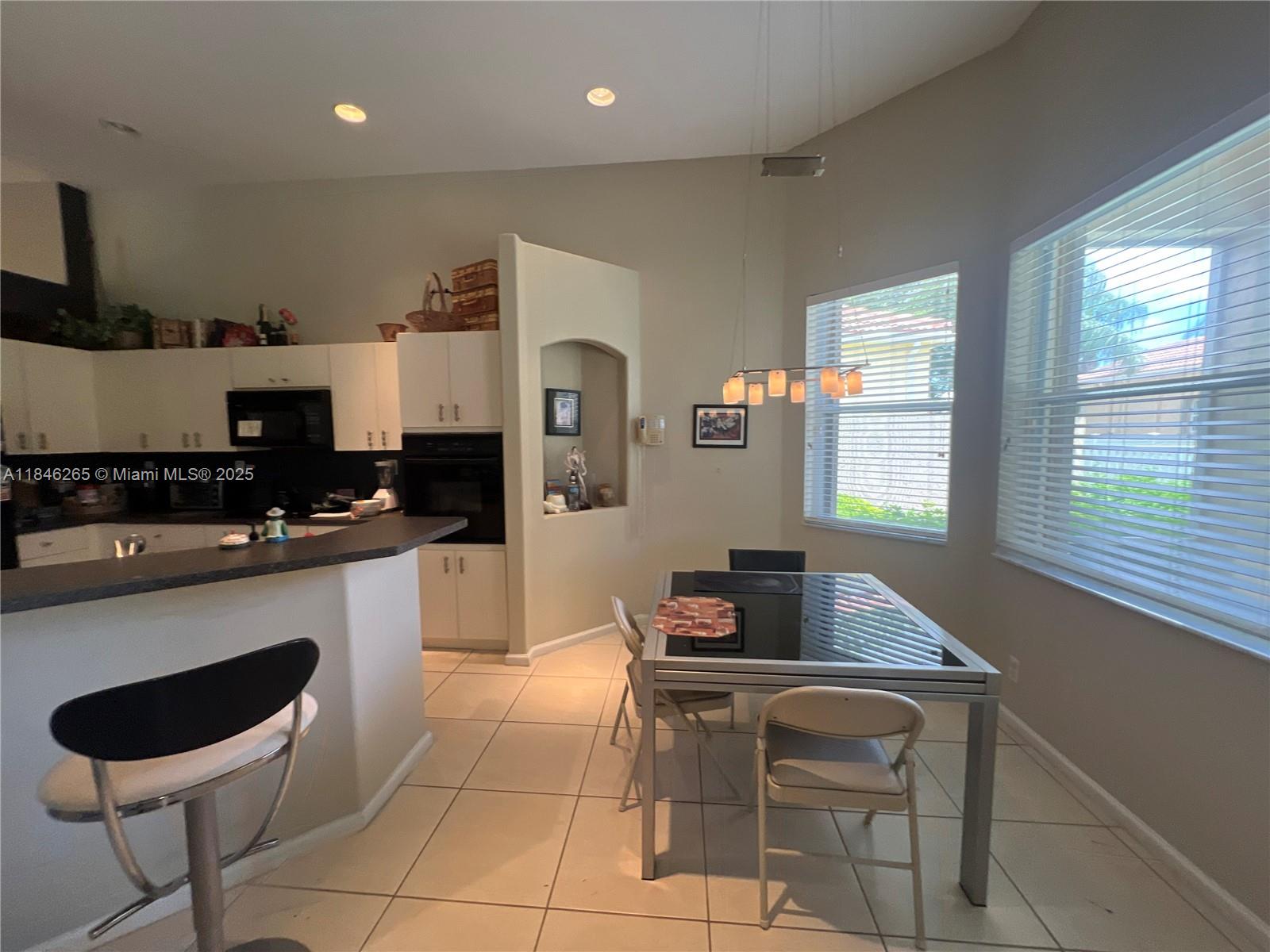 VIZCAYA 4 - Residential