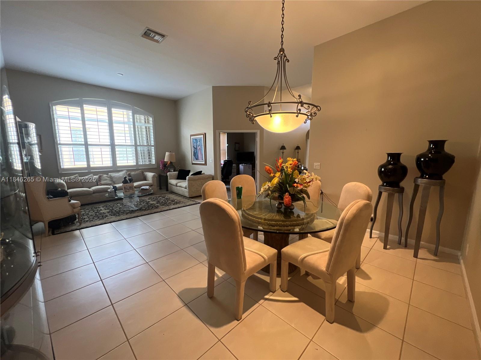 VIZCAYA 4 - Residential