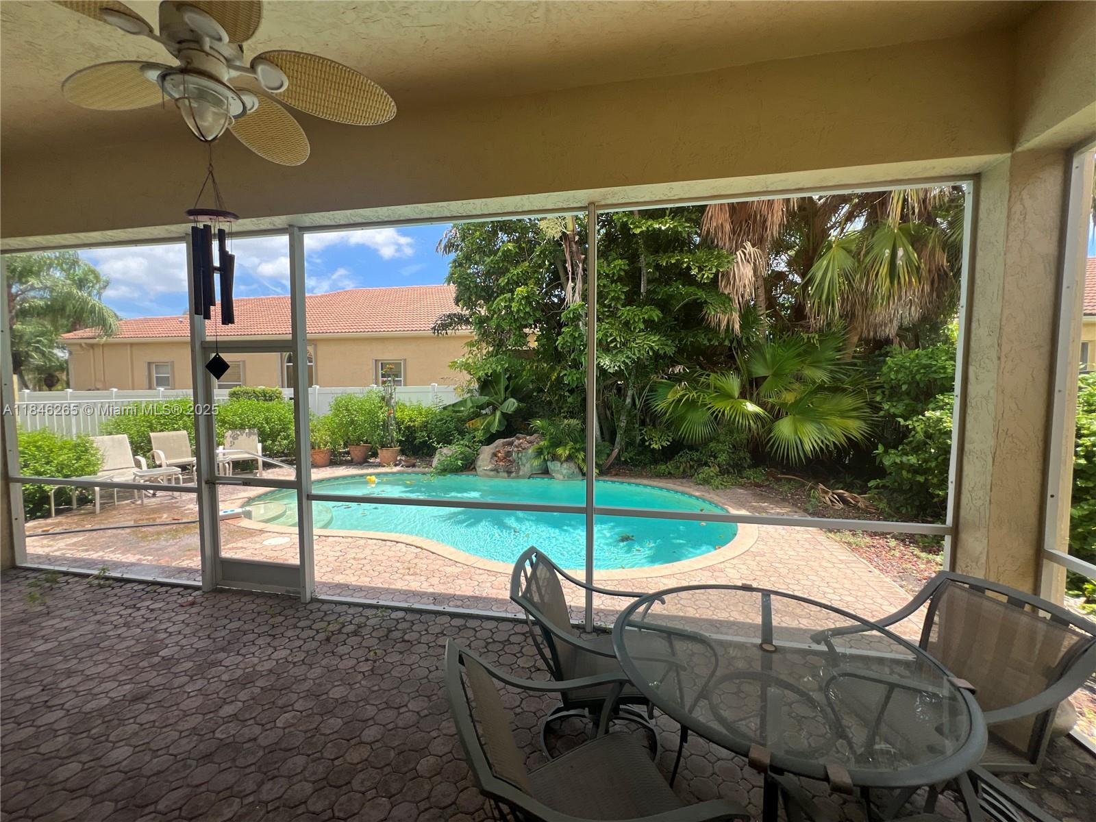 VIZCAYA 4 - Residential