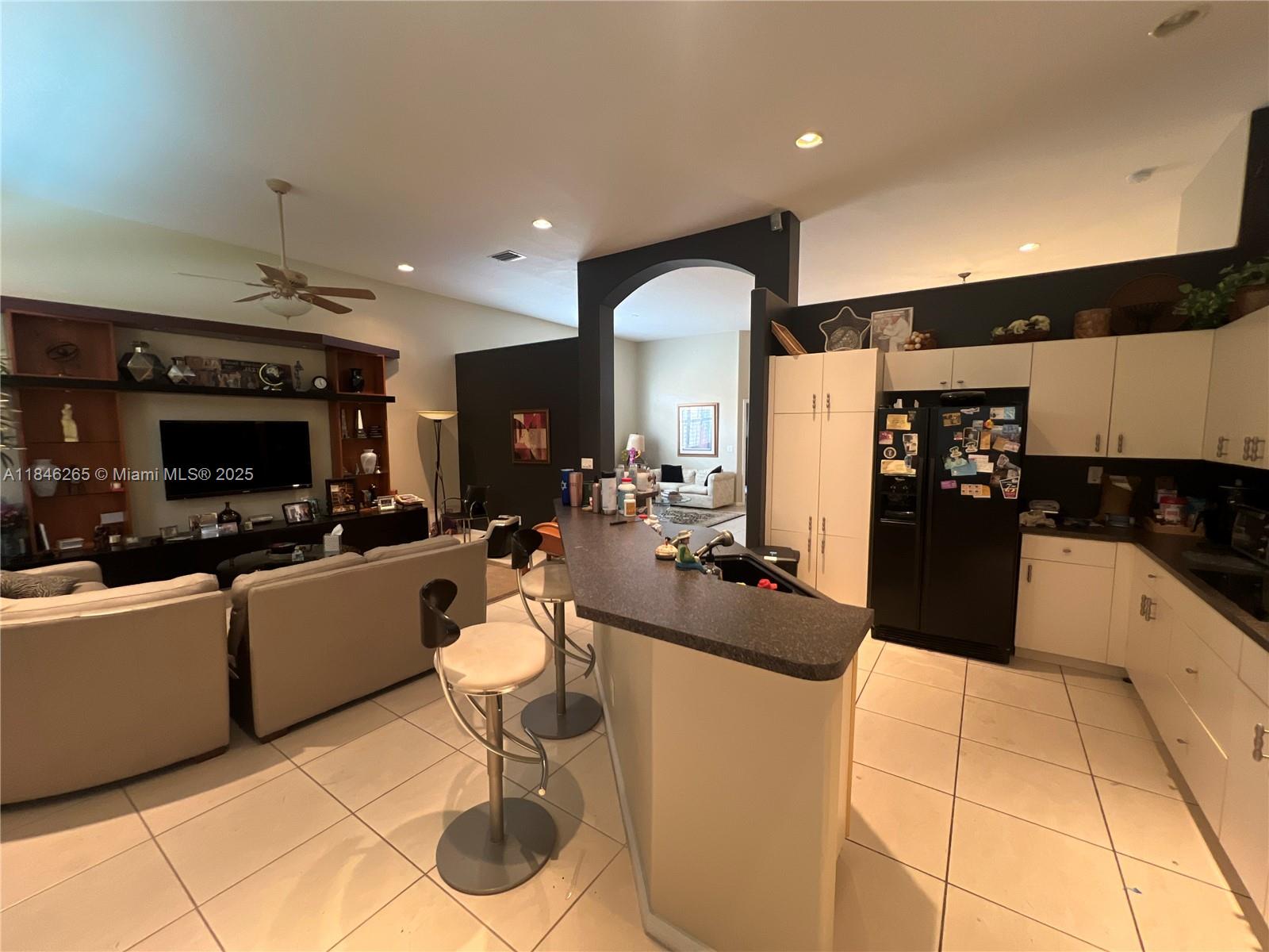 VIZCAYA 4 - Residential