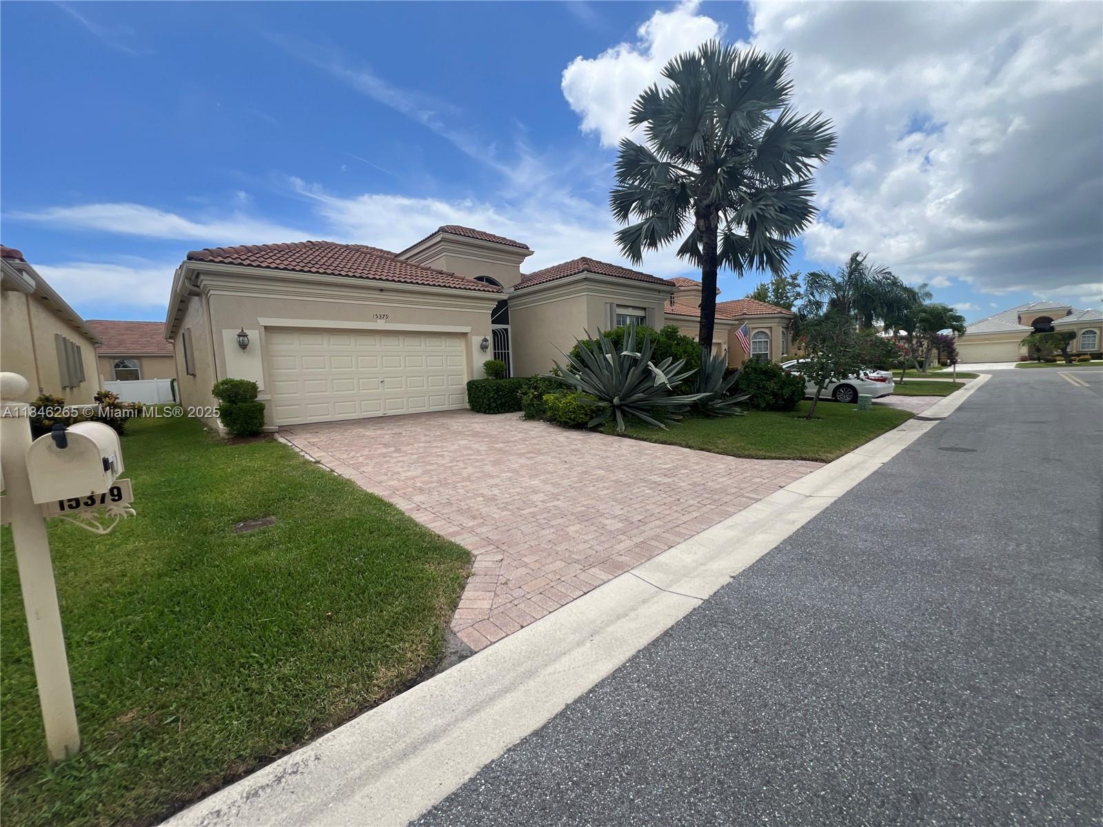 Charming and well maintained 2-bed, 2-bath with a half bathroom home in the sought after vibrant Vizcaya community in Delray Beach. This single-story villa boasts an open floor plan with vaulted ceilings, and a modern kitchen with granite countertops. The spacious primary suite features dual walk-in closets and an ensuite with double vanities, a Roman tub, and a shower. Enjoy serene pool views, perfect for relaxing. Amenities include a renovated clubhouse, fitness center, heated pool, and social events. Close to Florida's Turnpike, Downtown Delray’s beaches, dining, and shopping. Comes Fully Furnished or Furnishings can be removed. Move-in ready with a 2-car garage.
