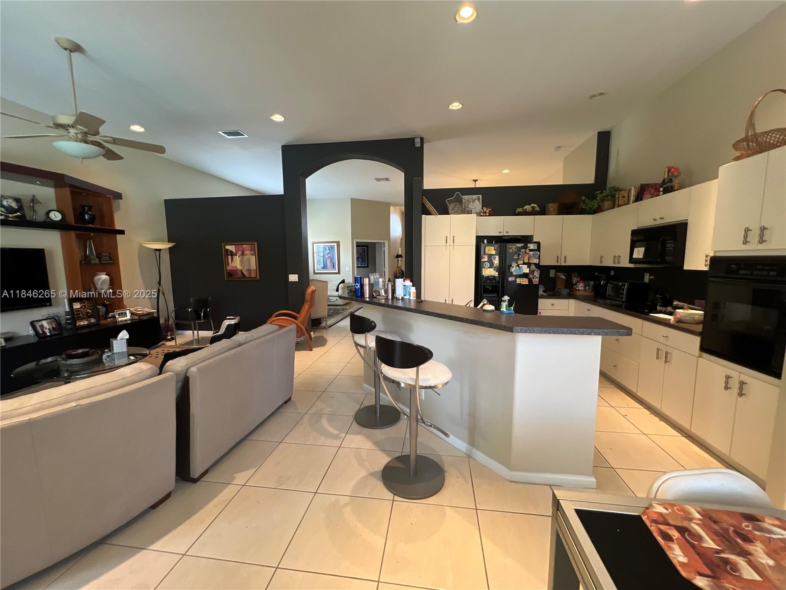 VIZCAYA 4 - Residential