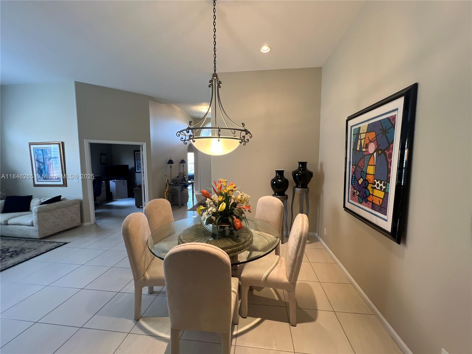 VIZCAYA 4 - Residential