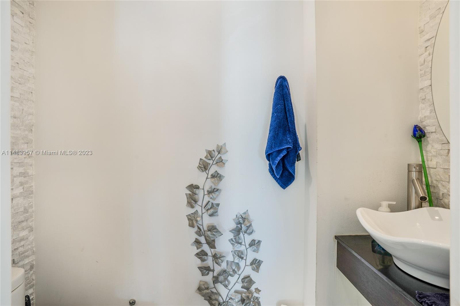 TOWNGATE - Residential