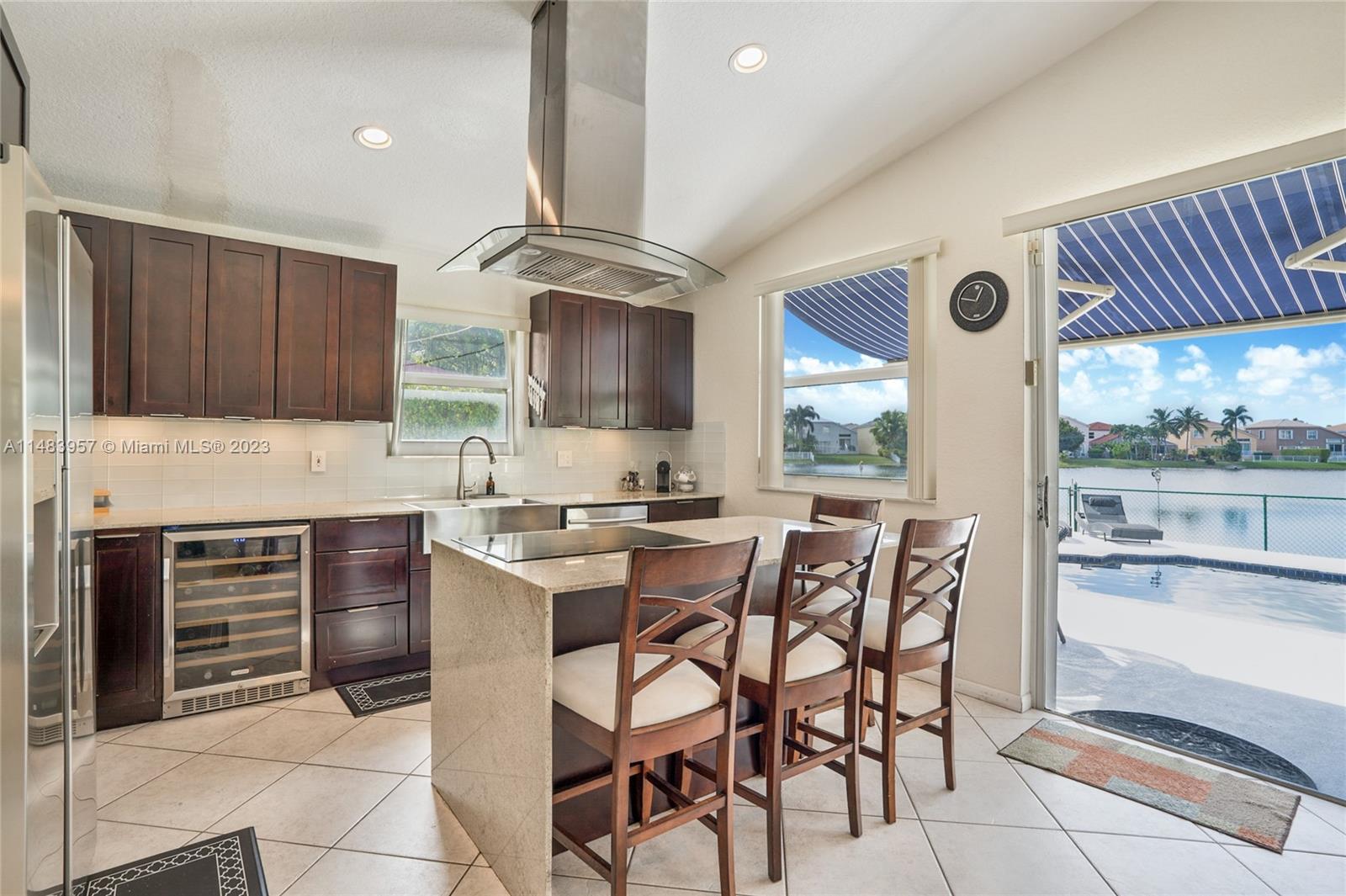 TOWNGATE - Residential