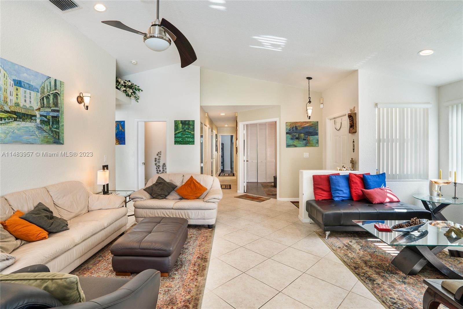 TOWNGATE - Residential