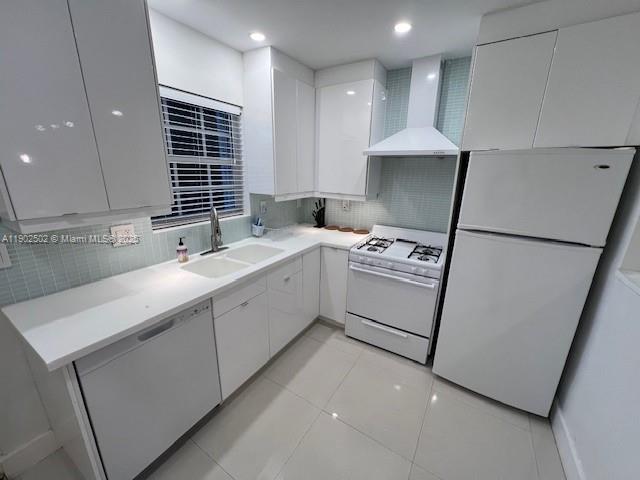 REX GARDENS CONDO - Residential Lease