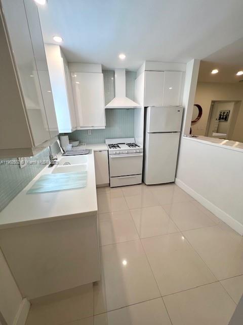 REX GARDENS CONDO - Residential Lease