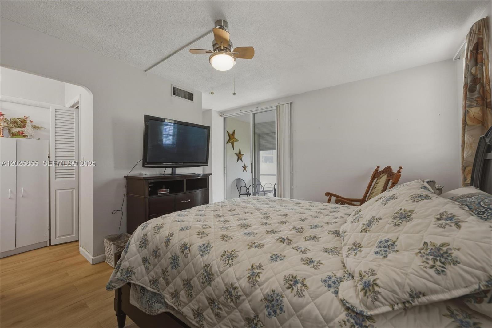 POINT EAST SEC II CONDO - Residential