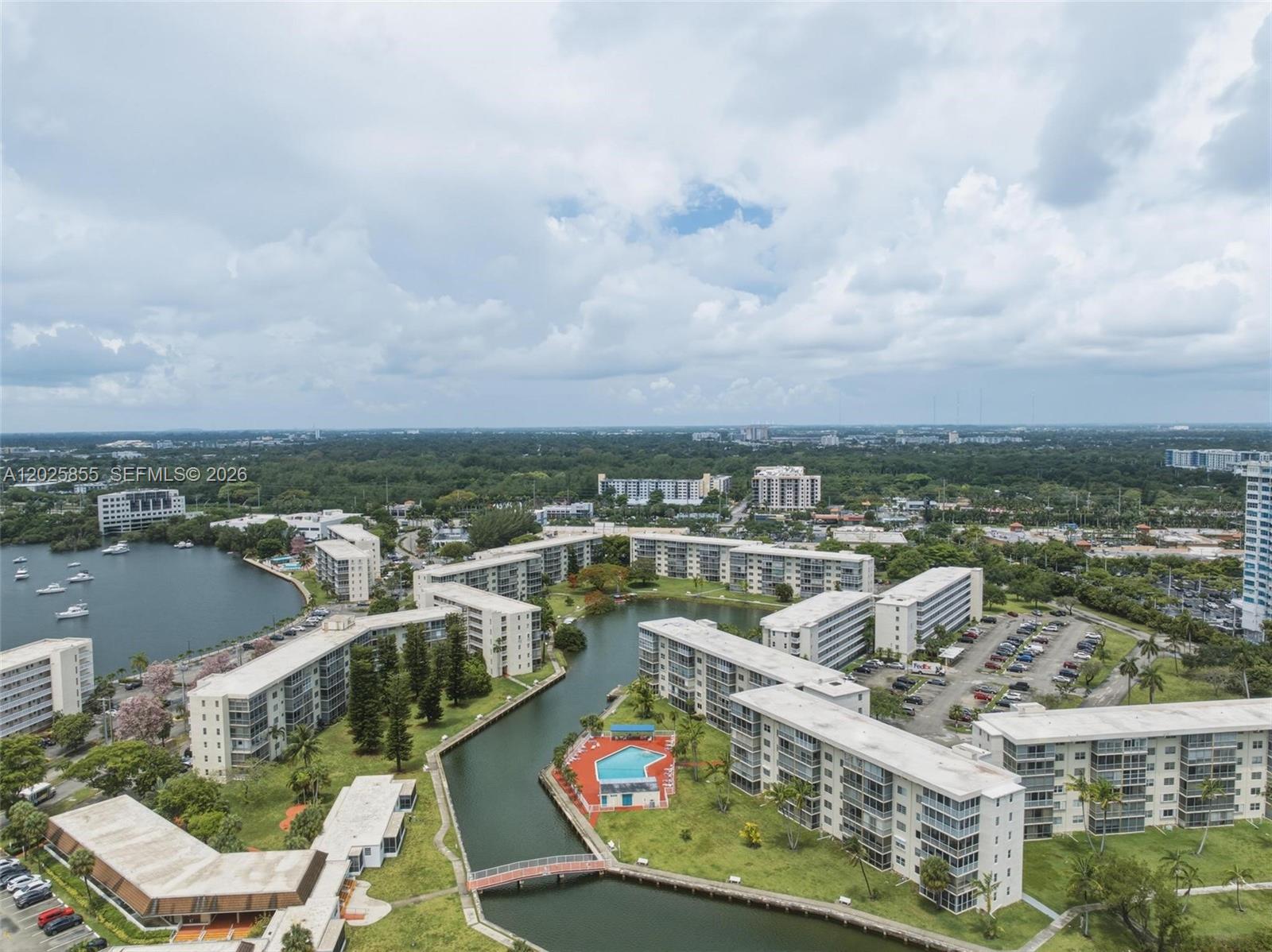 POINT EAST SEC II CONDO - Residential