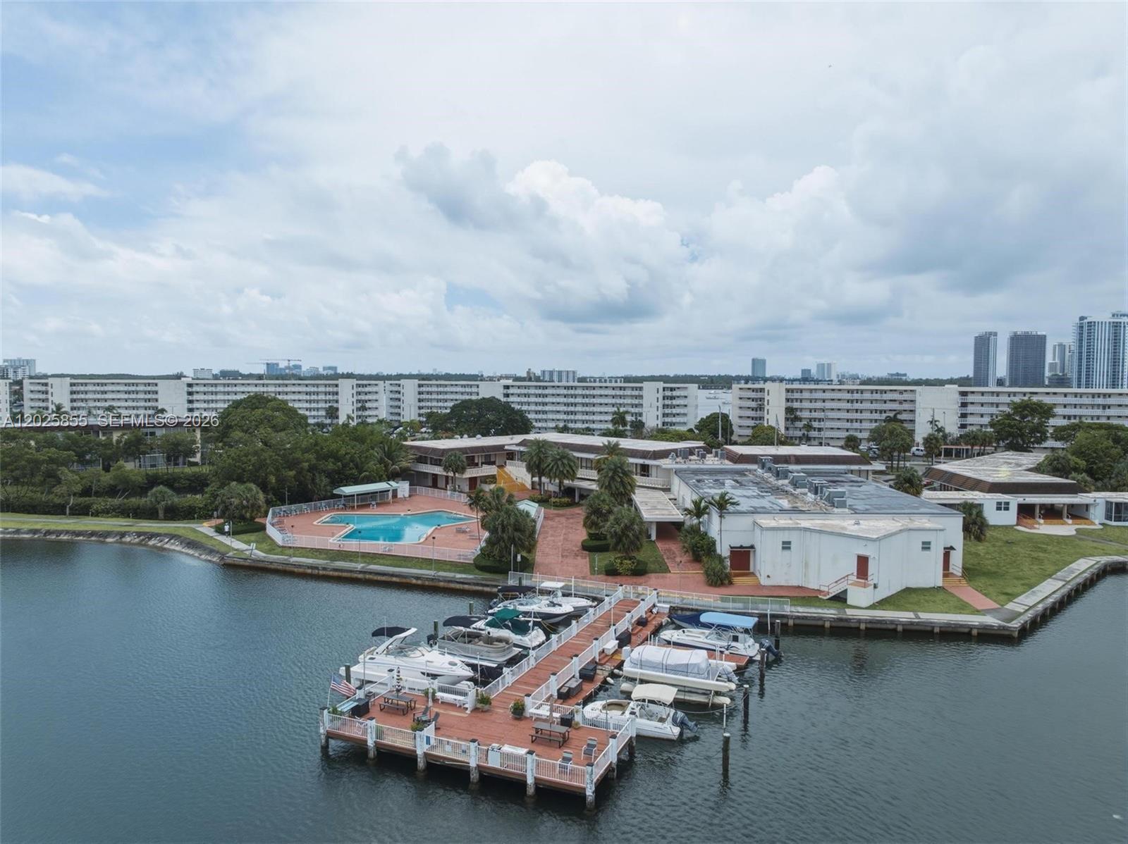 POINT EAST SEC II CONDO - Residential