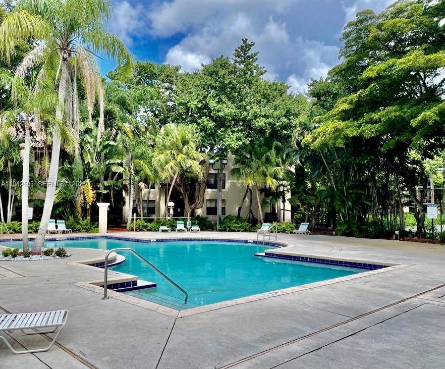 PALM AIRE GARDENS CONDO - Residential