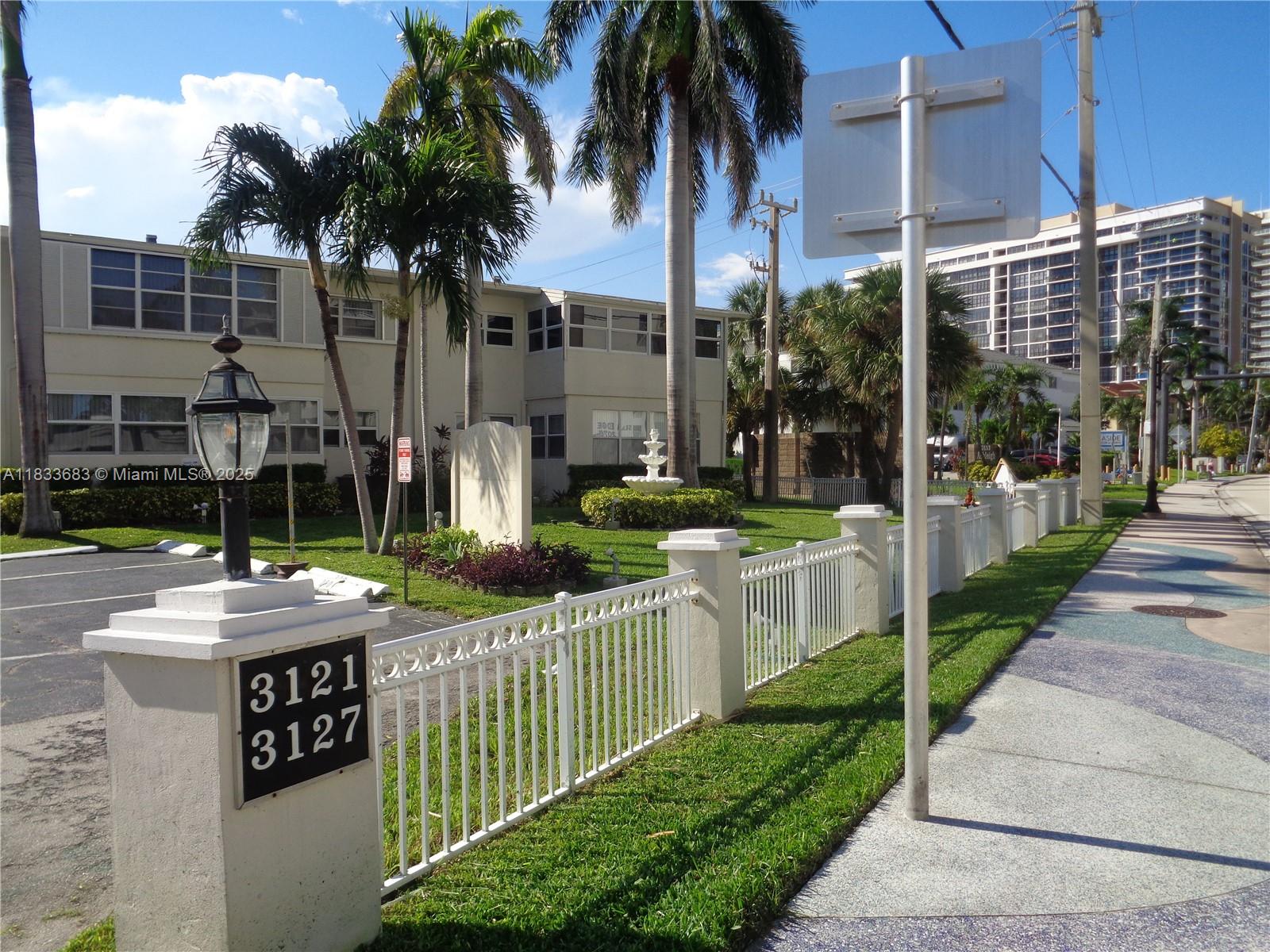3127 S Ocean Dr 120