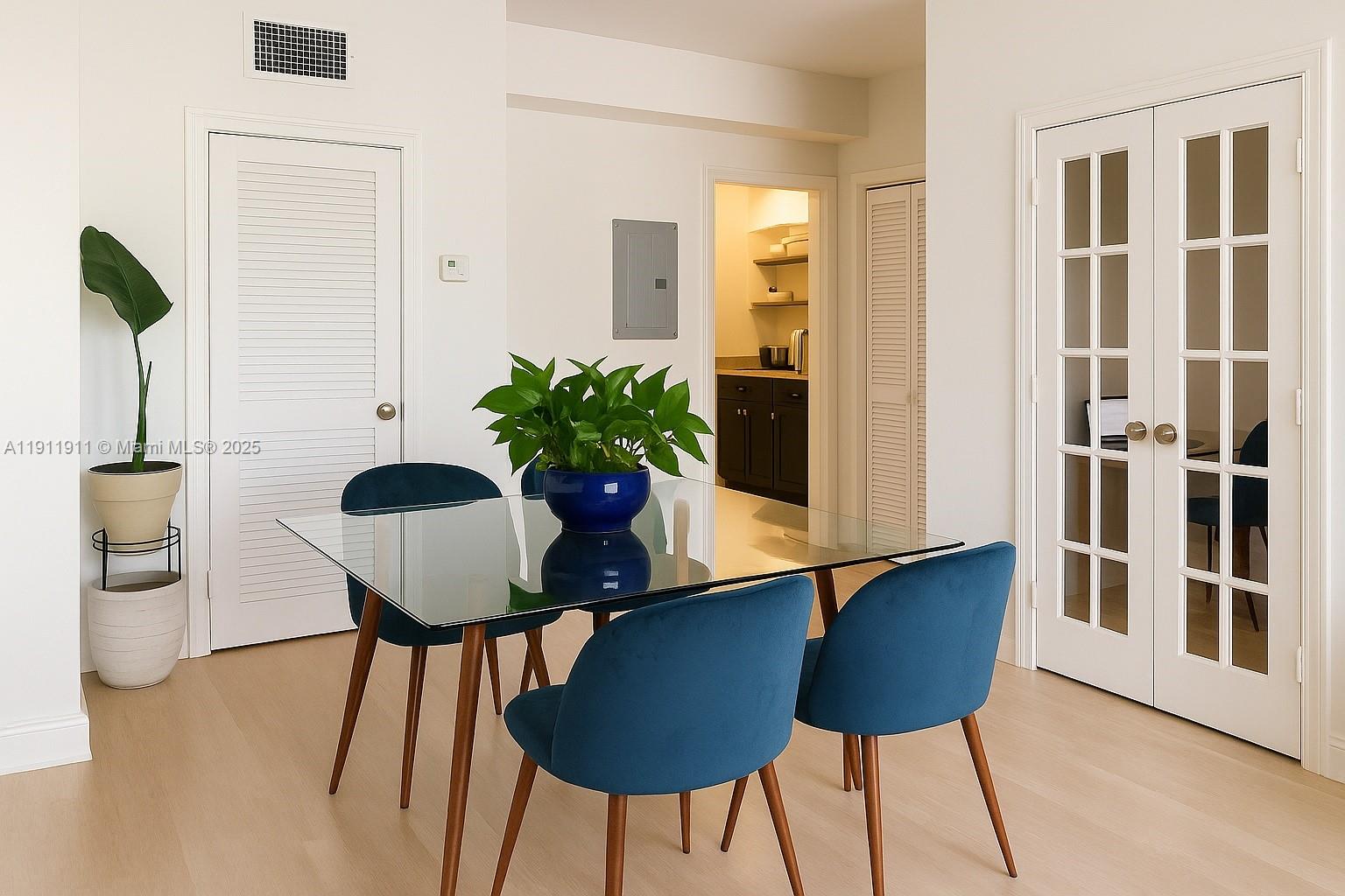 MIAMI BAYSIDE CONDO - Residential