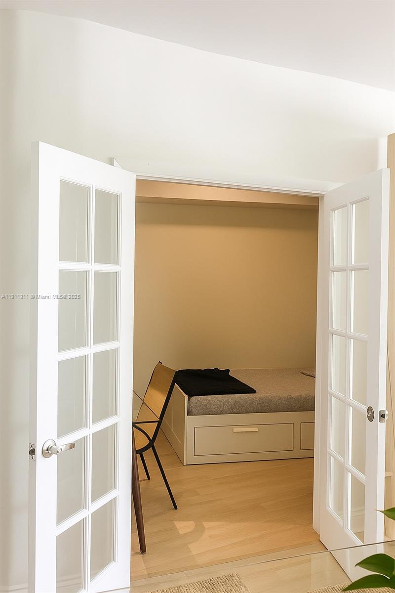 MIAMI BAYSIDE CONDO - Residential