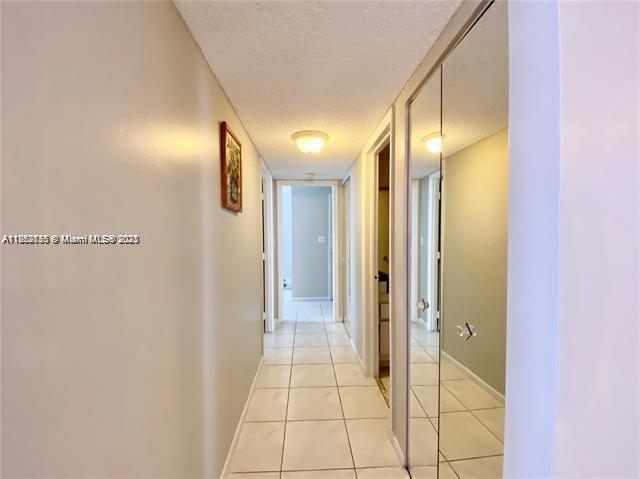 HALLMARK OF HOLLYWOOD CON - Residential Lease