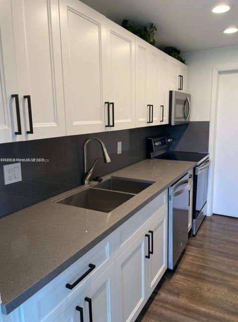 4164 Inverrary Dr 301 Lauderhill FL 33319