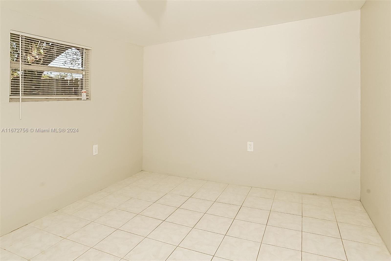 IVES ESTATES SEC 4 - Residential Lease