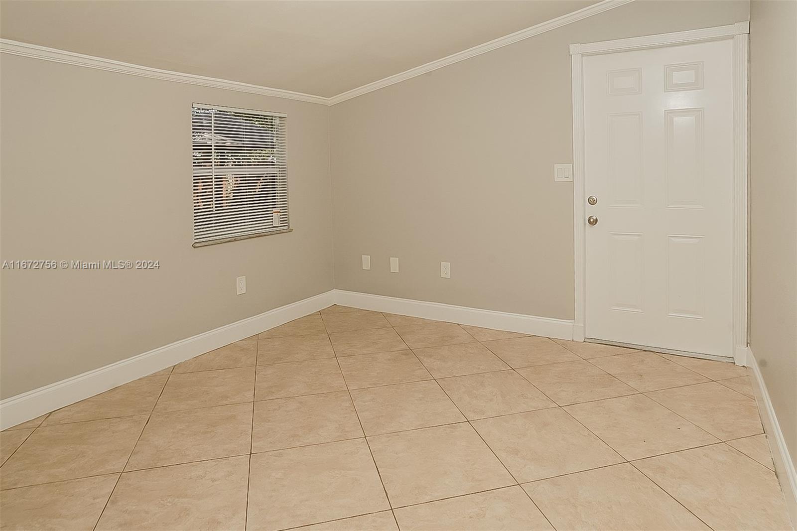 IVES ESTATES SEC 4 - Residential Lease