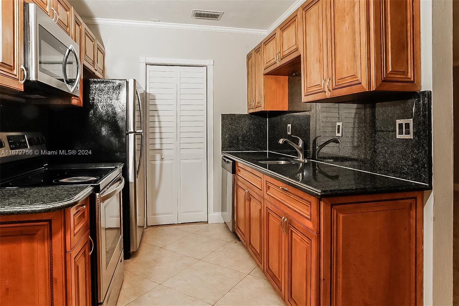 IVES ESTATES SEC 4 - Residential Lease