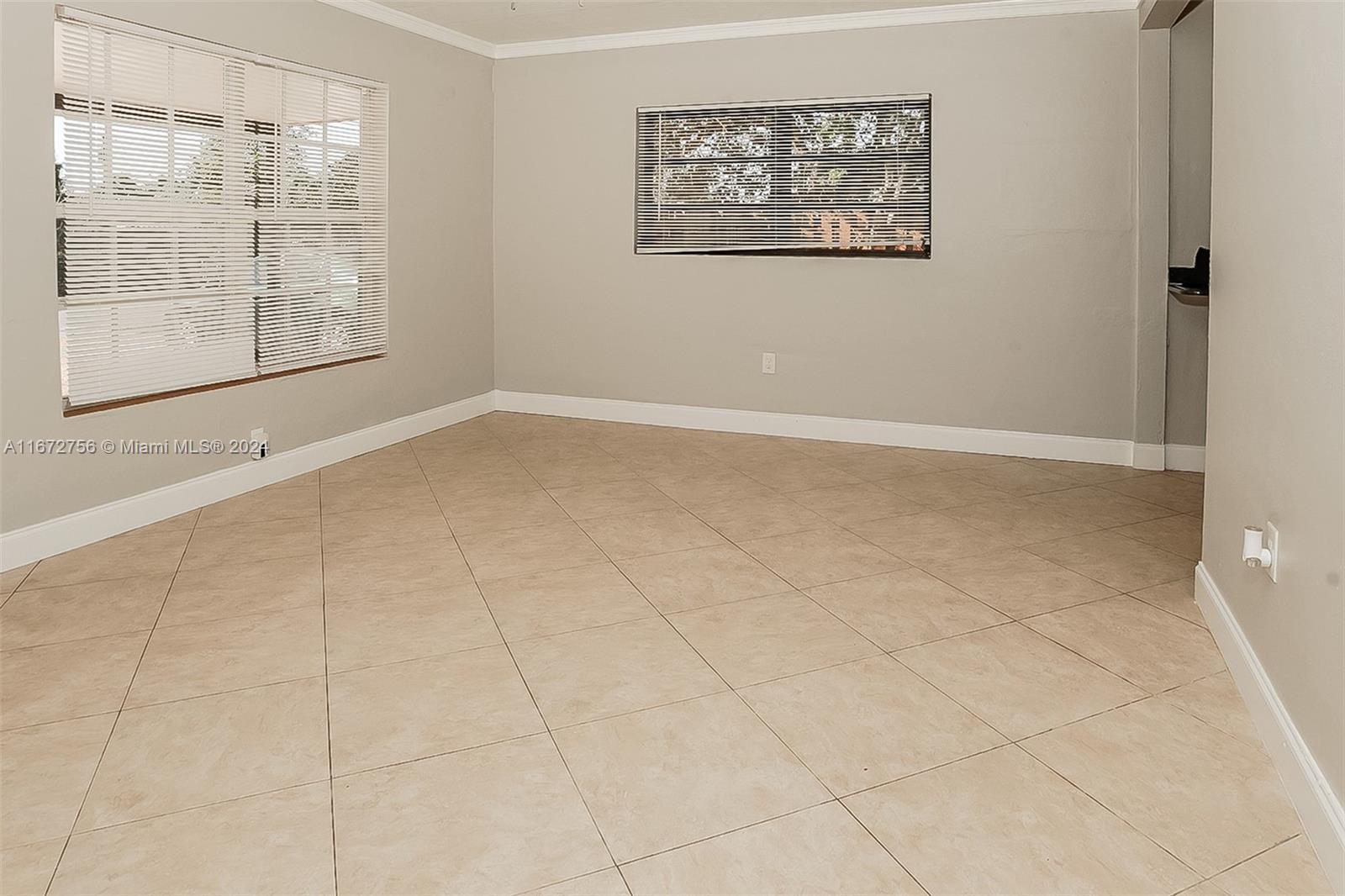 IVES ESTATES SEC 4 - Residential Lease