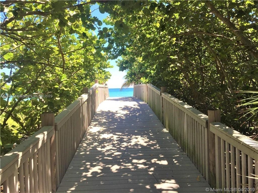 1201 S Ocean Dr 318S