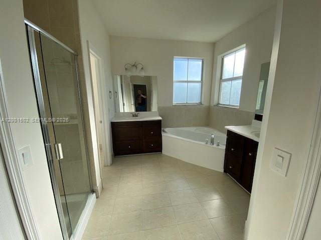 MILLER LAKE HOMES - Residential Lease