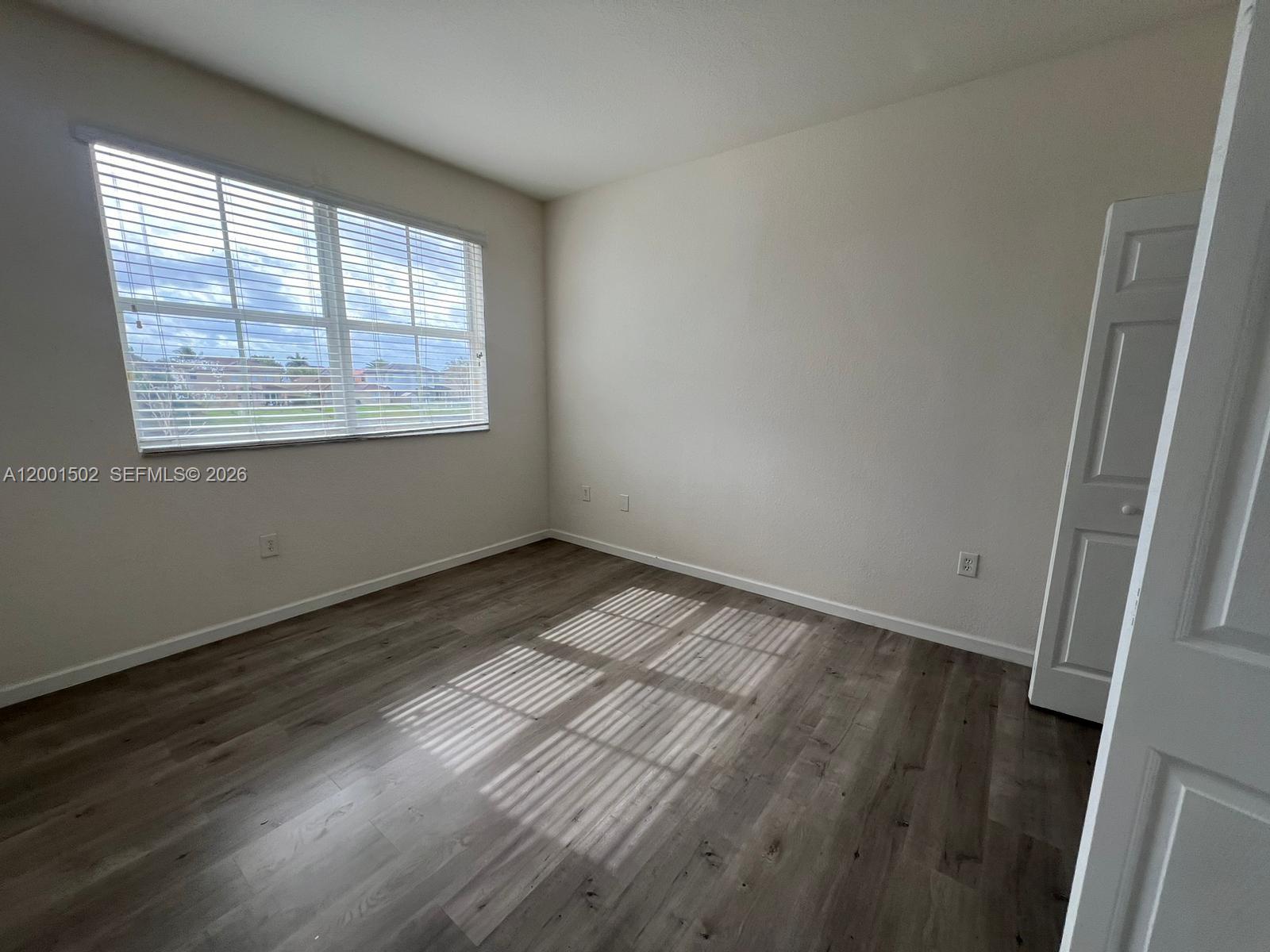 MILLER LAKE HOMES - Residential Lease